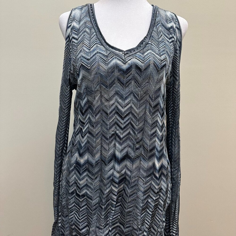 White House Black Market Tunic/Sweater, Blue Shades, and White, Size Small (S)